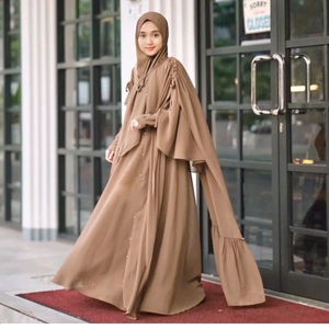 Ensemble 2 pièces modeste pour femmes musulmanes : long khimar et jupe, tenue de prière Abaya pour mariages, inspiré du Niqab islamique arabe de Dubaï - Product Image 3