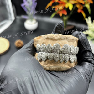 Juego de Grillz de Plata 925 con Baño de Rodio y Moissanita, Estilo Hip Hop Unisex, Ajuste Personalizado para Dientes Superiores e Inferiores, Regalo de Lujo - Product Image 1