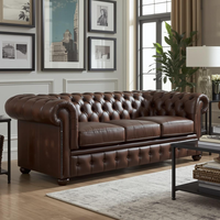 Sofá Cama Clásico de Cuero Marrón Estilo Mid-Century Modern, 3 Plazas, Tapizado Profundo, Detalles con Tachuelas, Ecológico, de Lujo, para Sala de Estar o Villa