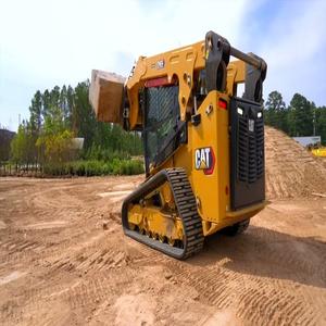 Potente cargadora compacta CAT 255 con motor y bomba diseñados para trabajos pesados con una durabilidad y eficiencia excepcionales. - Product Image 6