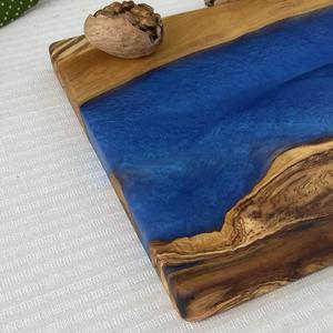 Tabla de Cortar de Madera y Resina de Lujo, Hecha a Mano, Tabla de Cocina Resistente para Servir Carne, Queso, Frutas y Verduras - Product Image 2