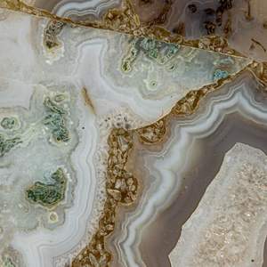 Luxury Eco-Friendly Lightweight Geode Resin <b>Drink</b> <b>Coaster</b> - Product Image 2