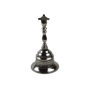 Campana de Metal Redonda Hecha a Mano con Diseño Elegante, Acabado Plateado Antiguo, Diseño Artesanal, Campana de Metal Sostenible - Product Image 5