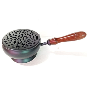 Quemador de Incienso de Metal Negro Mate Hecho a Mano con Mango Ergonómico de Madera, Portátil, para Resina - Product Image 2