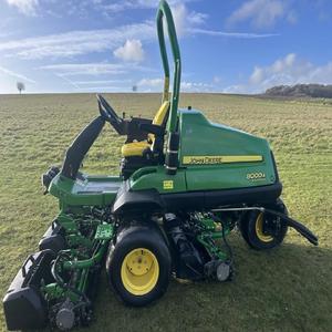 Achetez des tondeuses John Deere pour le fairway et le toilettage, pour un toilettage de fairway haute performance et une finition exceptionnelle de l'herbe - Product Image 6