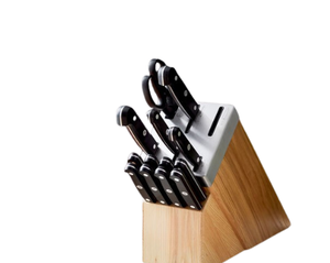 Cuchillos de cocina con mango remachado negro y hojas plateadas, bloque marrón claro con ranuras plateadas y tijeras para preparación de alimentos - Product Image 3