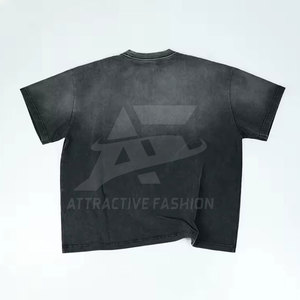 Camiseta Moderna con Efecto Desgastado por el Sol, Cómoda y con un Look Actual para Uso Diario - Product Image 2