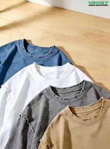 เสื้อยืดออกกำลังกายแห้งเร็วสำหรับผู้ชาย น้ำหนักเบา กระชับรูปร่าง เหมาะสำหรับการฝึกซ้อม วิ่ง และเล่นกีฬา - Product Image 4