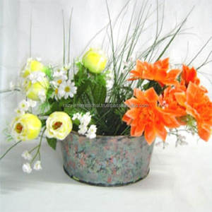 Macetero Decorativo de Diseño Moderno y Clásico, Pequeño, de Hierro con Recubrimiento en Polvo, con Sistema de Autorriego, Ecológico y Duradero - Product Image 3