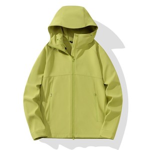 Chaqueta Softshell con Capucha y Logotipo Frontal en Lona, Protección Invernal, Fabricada en Pakistán, Secado Rápido para Hombre, FITNESS CONCEPTS OEM/ODM - Product Image 2
