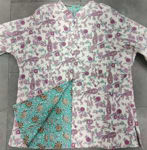 Chaqueta Reversible Acolchada de Algodón Estampada a Mano para Mujer, Ropa Exterior Sostenible de Boutique, Fabricante Mayorista para Exportación - Product Image 3