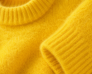 Pull en maille vintage anti-rides en mélange de mohair jaune pour homme, manches régulières, rayé, vêtements d'hiver - Product Image 3