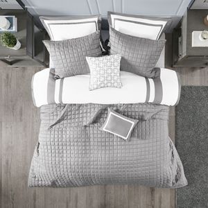 Set di 8 Pezzi per Letto: Collezione Premium di Copripiumini e Trapunte - Product Image 3