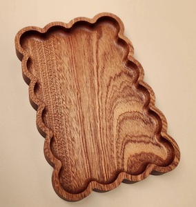 Bandeja rectangular larga ondulada de madera festoneada para joyas, estilo vintage, de madera maciza tallada, pulida, de grado comercial - Product Image 3