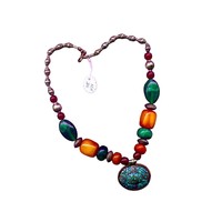 Collier pendentif en turquoise fait main, collier de perles multicolores audacieuses, collier statement de style bohème pour femmes