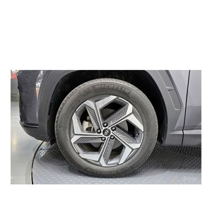 Para Hyundai Tucson 1.6 Turbo 2WD Modelo Abril 2021 con 13,023 km, Asientos de Cuero, Volante a la Izquierda - Product Image 5