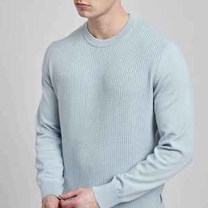 Suéter de Punto para Hombre, Cuello Redondo, Color Azul Claro, Corte Regular, Informal, para Otoño, Color Sólido, Manga Larga, OEM ODM Sialkot - Product Image 6