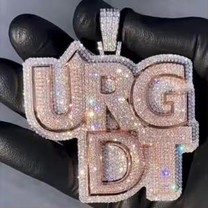 จี้เพชรโมอิสซาไนต์แท้ 3 กะรัต สำหรับผู้ชาย ดีไซน์ทรงแหลม ชุบทองคำขาว 14K เหมาะสำหรับงานปาร์ตี้ พร้อมจี้เพชรเสริม - Product Image 1