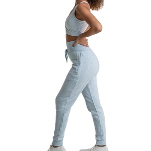 Pantalon de jogging doux de haute qualité pour femmes Nouveau design personnalisé Vêtements d'entraînement pour la saison d'hiver - Product Image 2
