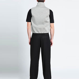 Veste en molleton de coton pour homme, style streetwear, 100% coton, poches zippées, coupe ajustée, vente en gros, vestes sans manches personnalisées pour homme - Product Image 3