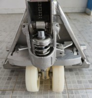 Palette en acier inoxydable galvanisé avec roues en caoutchouc, capacité de charge 25 tonnes, certifiée CE, fourche 550x1100mm, hauteur de levage 200mm, pompe de levage par injection