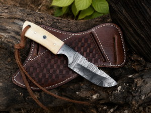 Handmade Damascus steel cowboy Skinner <b>knife</b> <b>bone</b> <b>handle</b> and western style pancake leather sheath - Product Image 4
