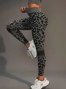 Leggings de yoga extensibles pour femmes, pantalons de fitness pour les cours d'exercices, les séances de gym et un port quotidien confortable - Product Image 1
