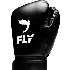 ถุงมือชกมวย RTS Black Fly คุณภาพสูง หนังวัวแท้ รับทำโลโก้ กันน้ำ แห้งเร็ว ป้องกันรังสียูวี ปรับขนาดได้ - Product Image 4