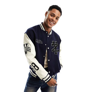Veste bomber universitaire en laine respirante et écologique de haute qualité pour homme, fabriquée sur mesure par un fabricant de vêtements de rue haut de gamme - Product Image 1