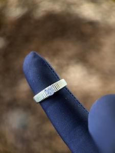 แหวนเพชรเม็ดเดี่ยวดีไซน์หรูหราขายส่ง พร้อมทองคำแท้ 14k สำหรับผู้ชายและผู้หญิง เหมาะสำหรับงานหมั้น งานแต่งงาน และของขวัญวันครบรอบ - Product Image 6