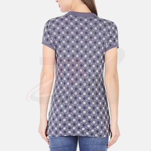 Polo de Mujer con Estampado Geométrico, Manga Corta, Tejido Transpirable, 100% Poliéster, Estilo Casual - Product Image 3