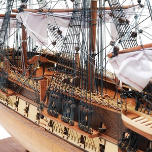 Modèle de navire artisanal USS Constitution édition exclusive Admiral Line pour la décoration de bureau et de maison et comme cadeau - Vente en gros, contactez-nous - Product Image 5