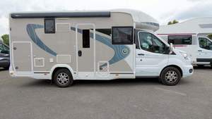 Good Deal 2022 CHA U SSON Titanium VIP 630 on Fi at Ducato 140 <b>PS</b> Automatic MOTORHOME - Product Image 2
