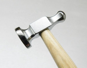 Bijoutiers professionnels chassant marteau et maillet en cuir brut ensemble de 2 petits outils de fabrication de bijoux. Fabriqué par Zarnab Surgical - Product Image 3