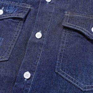 Chemise en jean unisexe personnalisée à manches longues en coton délavé, boutonnée, style western décontracté, coupe régulière, avec double poche à rabat, pour usage quotidien - Product Image 4