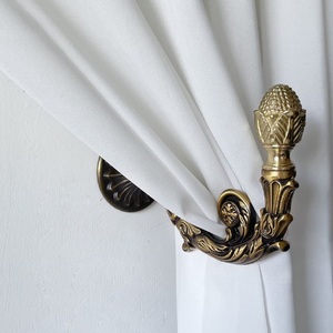 Attache de rideau en forme de feuilles, attache de rideau en métal, attache de rideau de luxe, support de rideau de fenêtre, pour la maison et l'hôtel, en laiton et aluminium - Product Image 3