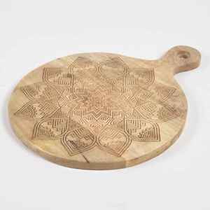 Planche à découper en bois de noyer, écologique, de haute qualité, planche à découper pour servir le fromage, artisanale, durable, ustensiles de cuisine - Product Image 1