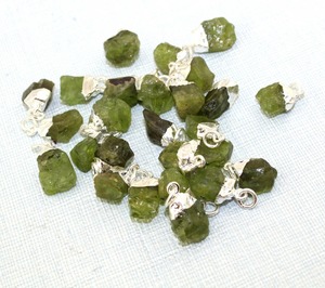 คอลเลกชัน August birthstone ravishing ข้อต่อขนาดเล็กหยาบ Peridot ทองเหลืองชุบทองขั้วต่อวงเดียว - Product Image 5