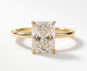 Anillo Vintage con Diamante Cultivado en Laboratorio, Corte Radiante, Chapado en Oro de 14K, Cadena de Oro Blanco, Joyería Ética y Sostenible para Novia, Regalo de Aniversario - Product Image 1