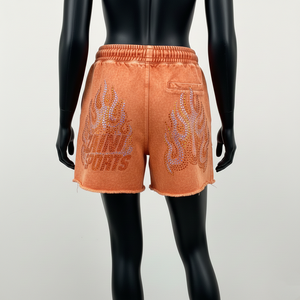 Pantalones Cortos Deportivos de Felpa de Algodón Premium de 320 GSM, Lavado Ácido, Color Naranja Óxido, con Logotipo de Llama con Pedrería Hotfix - Product Image 6