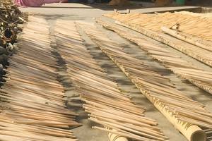 Experiencia gastronómica con un toque natural: palillos de madera de manguezal para compradores preocupados por el medio ambiente - Product Image 2