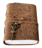 Carnet de sorts Wiccan fait main, journal de sorcellerie, livre de magie, journal en cuir verrouillé avec clé antique, cadeau vintage motif fleur de jardin
