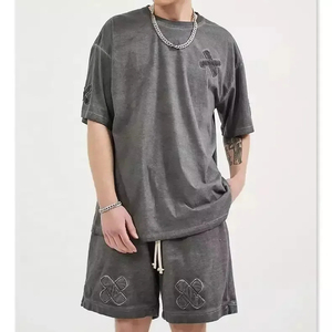 Ensemble T-shirt et short délavé pour homme, style vintage, avec patch croisé, tenue deux pièces, streetwear décontracté, survêtement d'été - Product Image 3