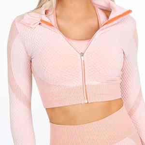 Sujetador deportivo ligero de alto soporte sin costuras para mujer con diseño sólido y logo frontal, ropa deportiva para yoga - Product Image 1