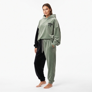 Ensemble de survêtement décontracté en velours pour femme, avec sweat à capuche et pantalon, coupe ample, manches longues, blocs de couleur, et poches latérales sur le pantalon - Product Image 6
