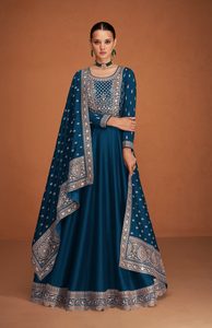 Traje Anarkali Moderno de Seda Premium Bordado por Diseñadores, Semi-Cosido, para Bodas, Diwali y Fiestas - Product Image 4