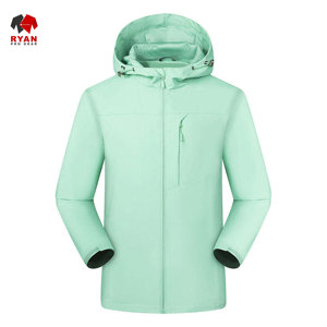 แจ็คเก็ตซอฟต์เชลล์แบบสั่งทำพิเศษสำหรับผู้ชาย ยี่ห้อ Ryan Pro Gear ผ้าระบายอากาศดี ปิดด้วยซิป พร้อมโลโก้แบบสั่งทำ - Product Image 3