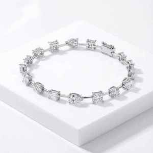 Bracelet tennis en diamants de laboratoire sur mesure, or blanc 18 carats, bracelets de luxe pour femmes - Product Image 1