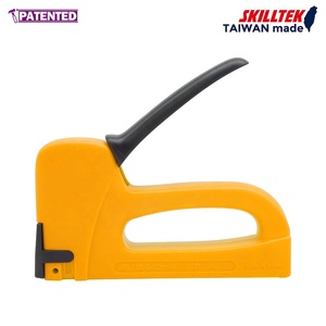 Pistolet agrafeur ergonomique 2-en-1 en plastique ABS avec 3 fonctions, cloueur manuel léger pour la décoration intérieure, la sellerie et les loisirs créatifs - Product Image 1