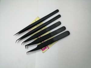 Pince à épiler en acier inoxydable avec poignée diamant noir pour extensions de cils, 90 et 45 degrés, personnalisable avec marque privée, pince d'isolation - Product Image 3